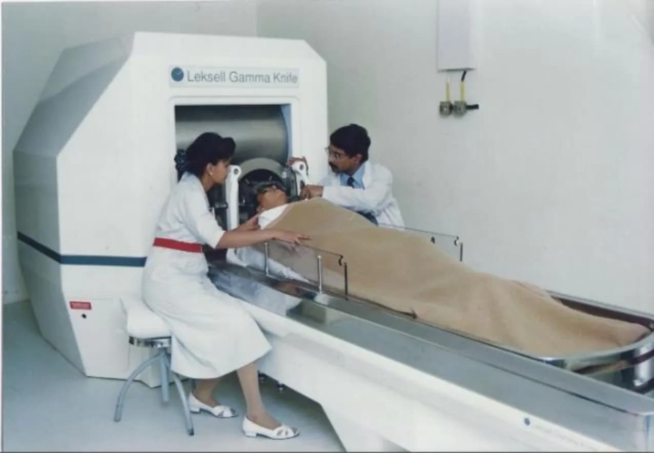 Gamma Knife stereotactic radiosurgery setup